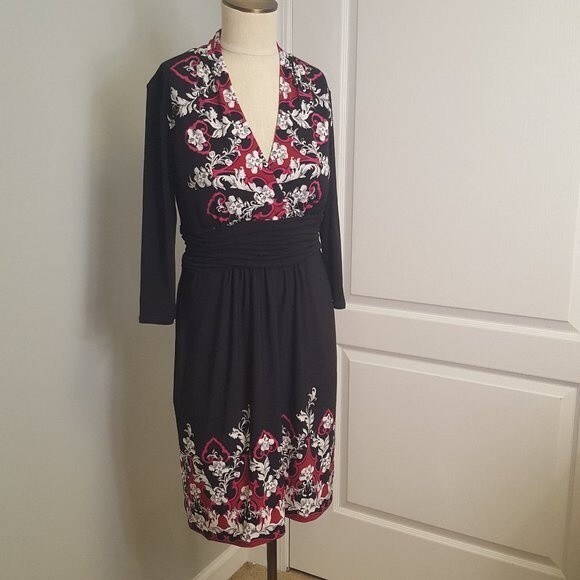 WHBM Black Floral Jersey Knit Stretch Dress - Picture 1 of 4